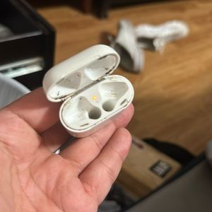 Apple AirPods case only first gen